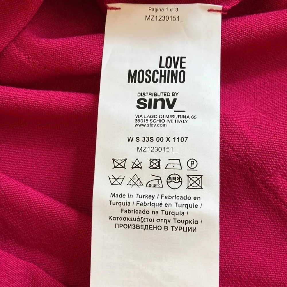 Love Moschino bright hot